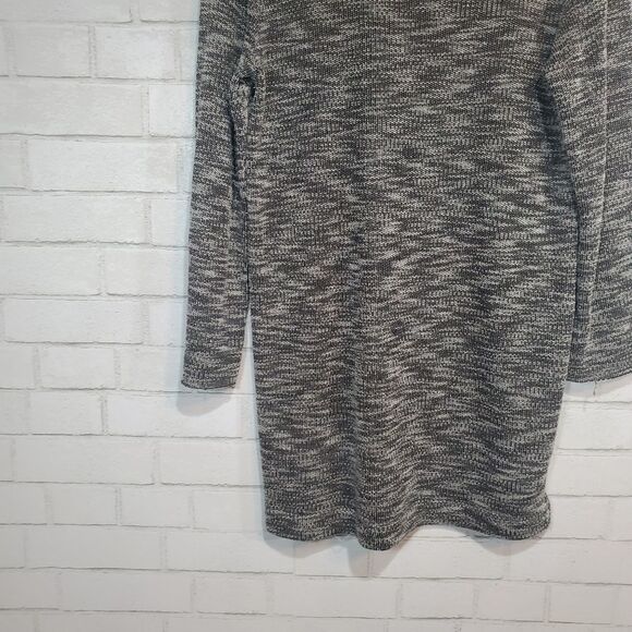 Foreign Exchange sweater - Picture 14 of 15